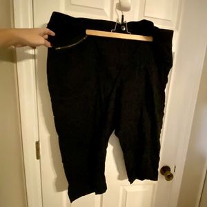 EVRI Black 20aw Capri Pants